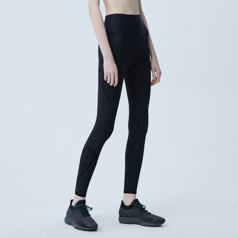 JNBY/江南布衣20夏新品运动裤时髦九分紧身裤女5J8323590